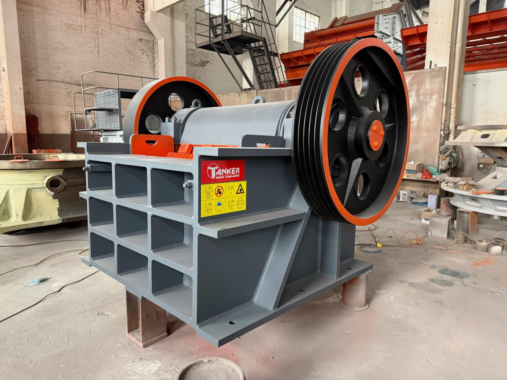 How Does a Jaw Crusher Work? Detailed Operating Principle