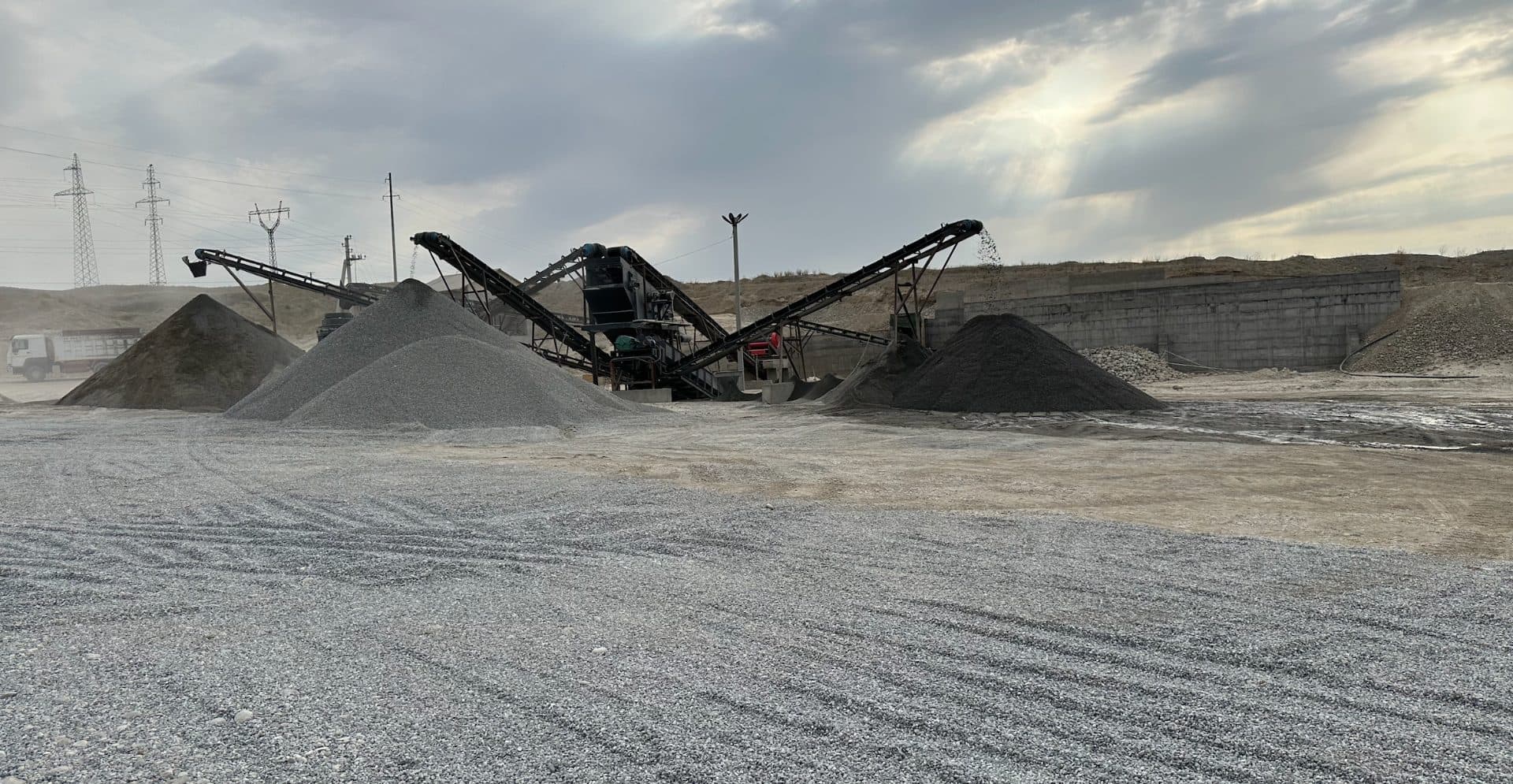 Stone Crushing and Screening Line in Oltiariq, Fergana