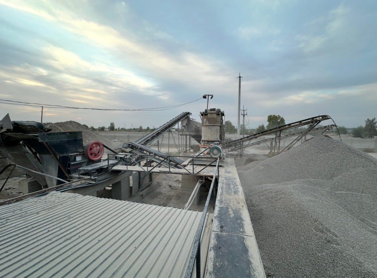 30–50 t/h River Stone Crushing and Washing Line in Uychi